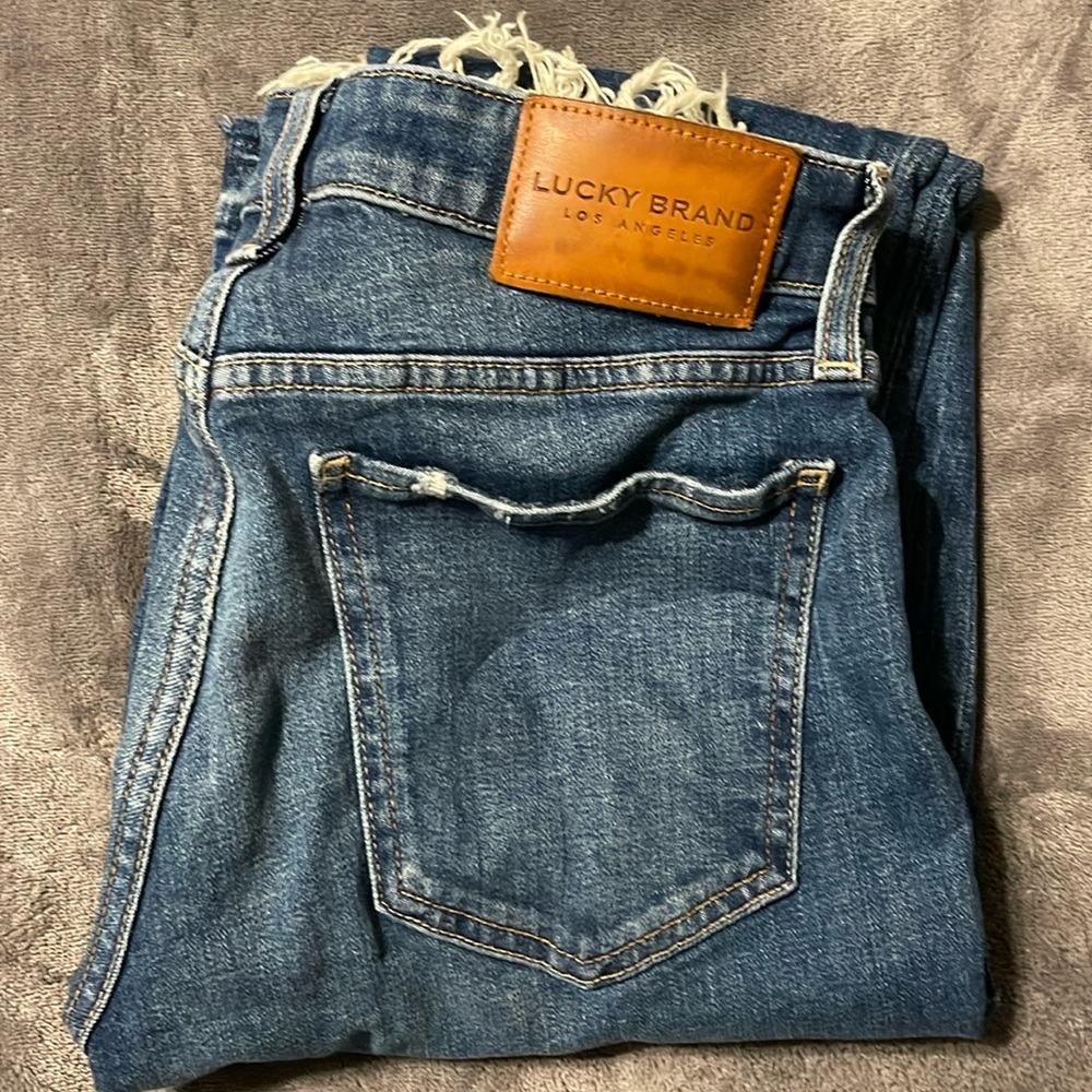 Lucky sweet straight Jean size 2/26L unfinished hem